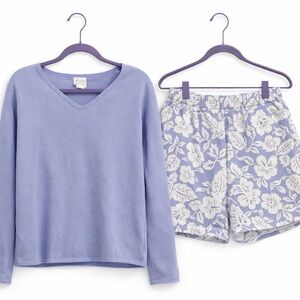 Victoria’s Secret Moda Lavender 2-Piece Lounge Set Knit Top & Floral Shorts